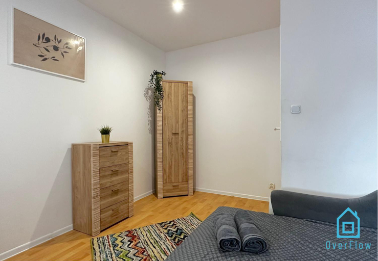 Others 3, Leaf Room - 20 Minutes to Gdansk Old Town & Seaside, Gdańsk City