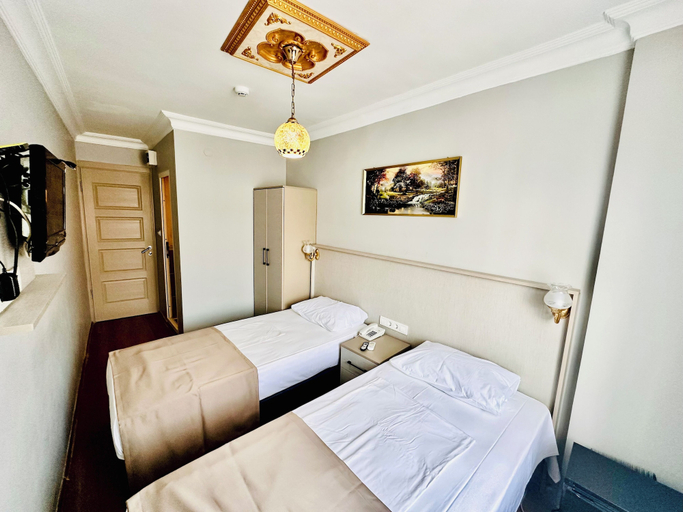 Bedroom 4, Crowned Exclusive Hotel, Fatih