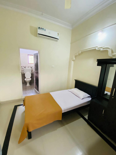 Others 4, Rosh Tower, Thiruvananthapuram
