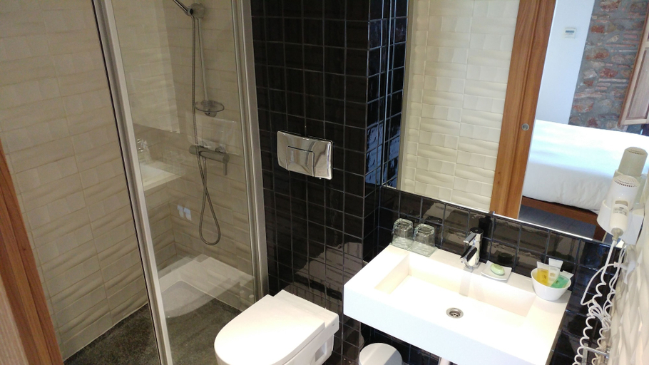 Bathroom 4, Hotel Nou Romà, Alicante