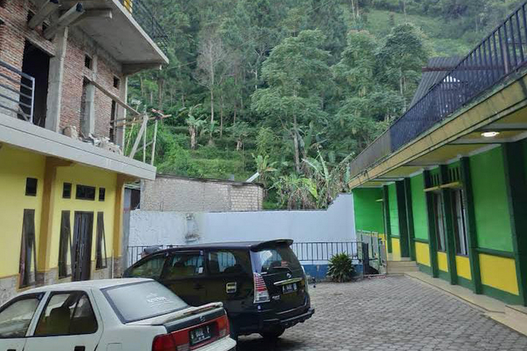 Exterior & Views 2, Puspa Tiara Syar'i Guci Mitra RedDoorz, Tegal