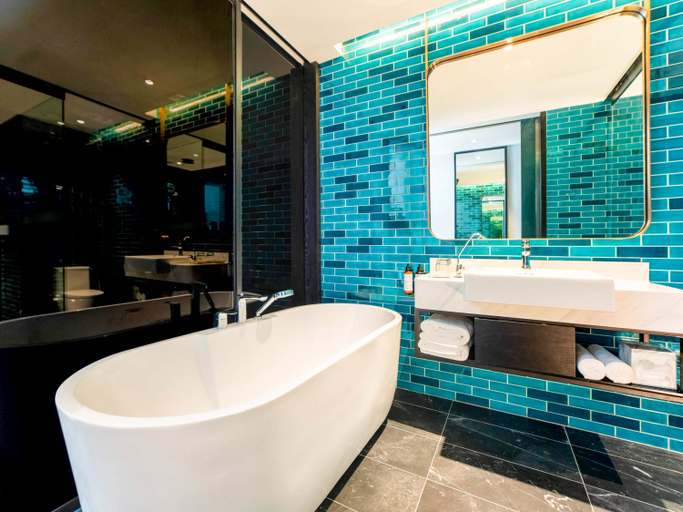Bathroom 5, Mercure Miri City Centre, Miri