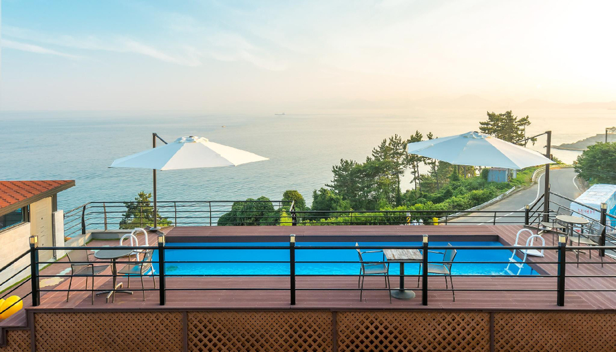 Others 1, Grand Ocean, Namhae