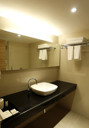 Bathroom 4, Greenpark Visakhapatnam, Visakhapatnam