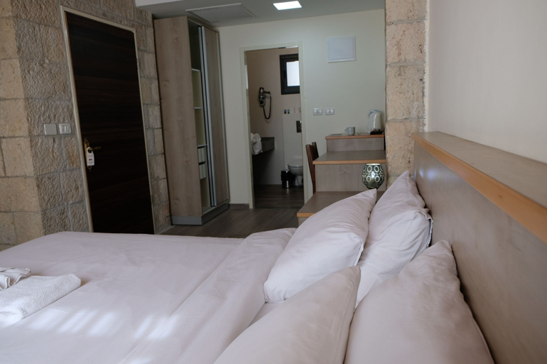 Bedroom 4, St. George’s Cathedral Pilgrim Guesthouse – Jerusalem