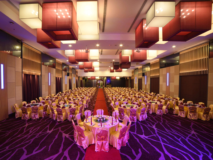 Business Facilities
