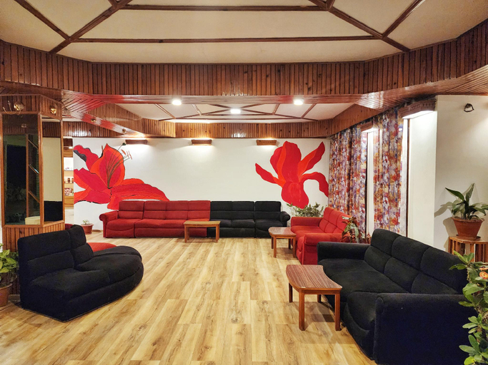 Public Area 2, Hotel Pine View, Shimla