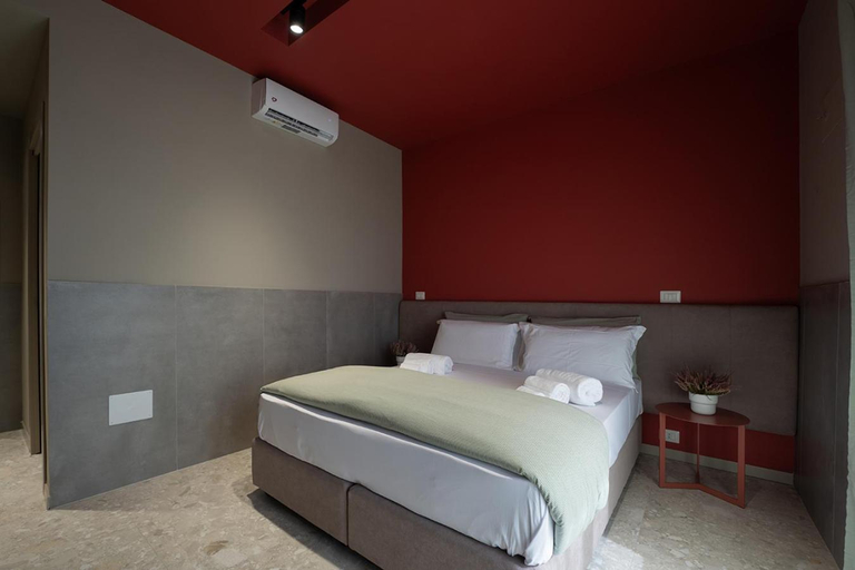 Others 5, Mia Suites Porto, Napoli