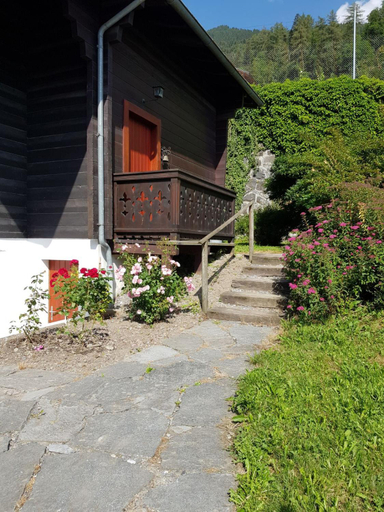 Others 5, Chalet Brimborion, Monthey