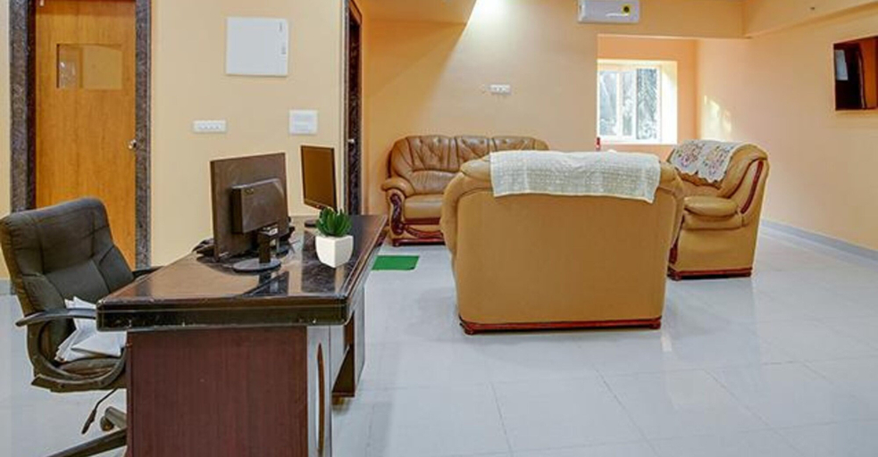 Others 5, Fabhotel Sb Square, Visakhapatnam