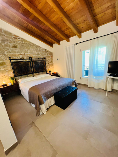 Others 5, La Rocchetta B&B, Modena