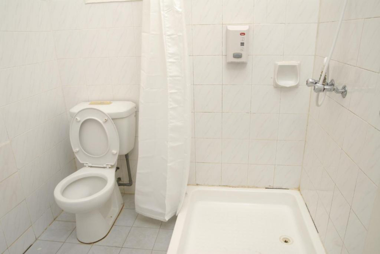 Bathroom 4, Rumbia Resort Villa Paka, Dungun