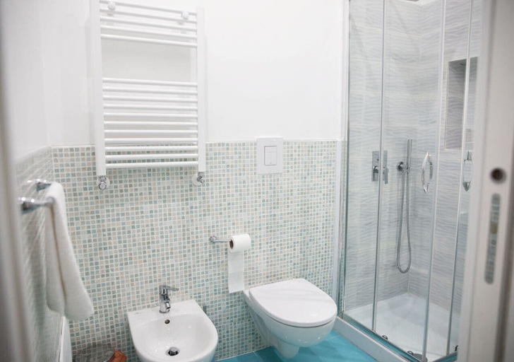 Bathroom 5, Napoli Botanik Bed and Breakfast, Napoli