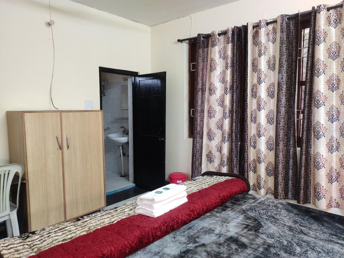 Others 5, Shree Guest House, Kangra