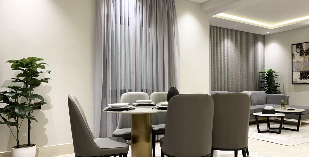 Others 3, Kease Malqa B-3 Royal touch AG28, Riyadh