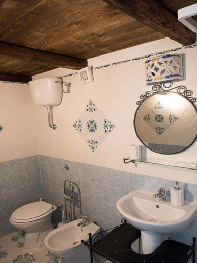 Bathroom 3, Casa Annarella, Salerno