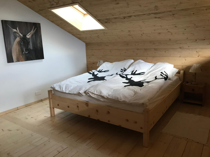 Bedroom 2, CHEZ FOLLO, Hérens