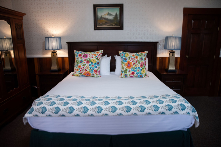 Bedroom 3, Miranda Gardens Resort, Humboldt
