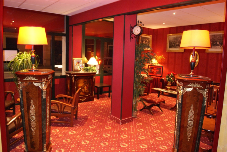 Others 5, Hotel Bonaparte, Seine-Maritime