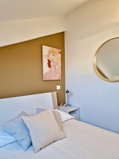 Others 5, Casa Elena by TraMonti Apartments, L'Aquila