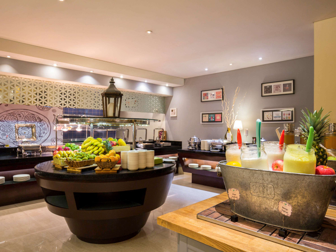 Food & Drinks 5, Novotel Deira Creekside Dubai, Dubai