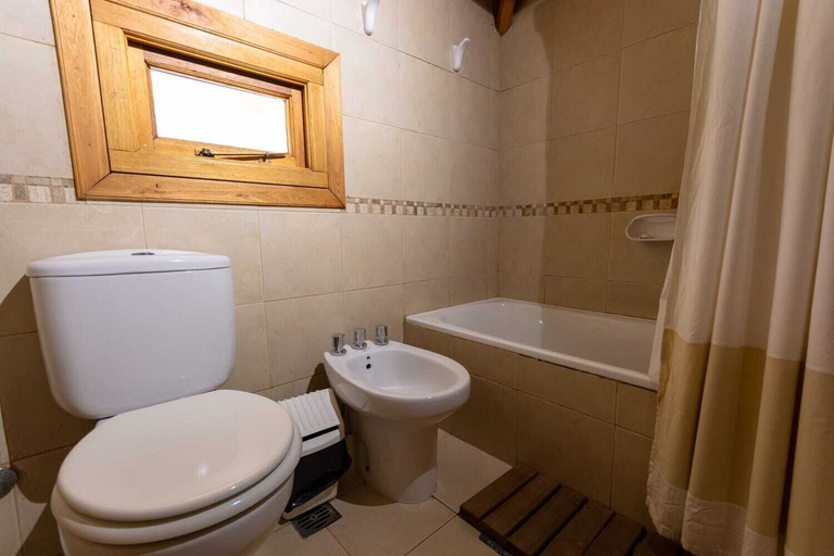 Bathroom 3, El Viejo Cipres, Bariloche