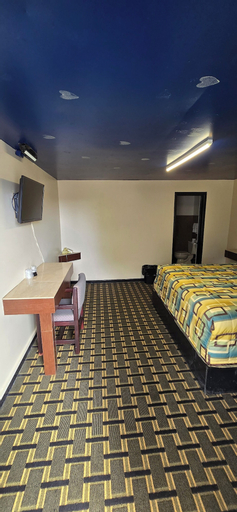 Bedroom 18
