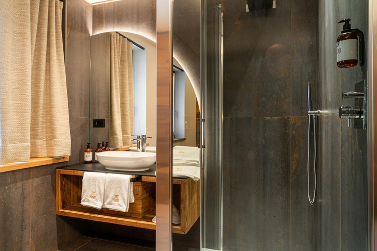 Bathroom 3, Araldo Eco-Lodge, Verona