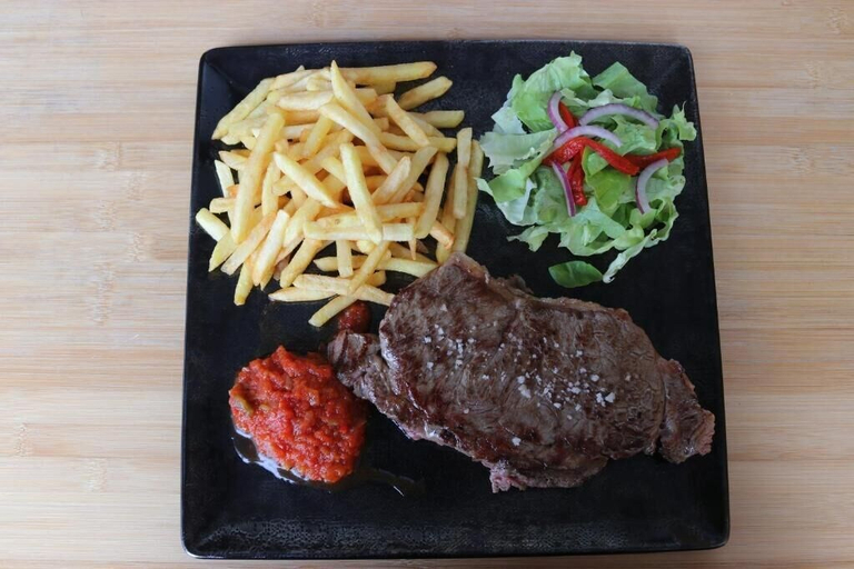 Food & Drinks 5, Hotel Mendy, Pyrénées-Atlantiques