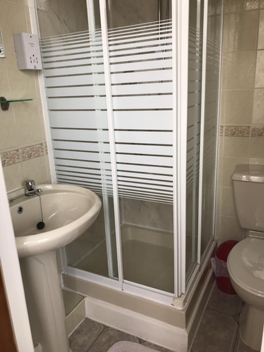 Bathroom 4, Montgomery Hotel, Blackpool