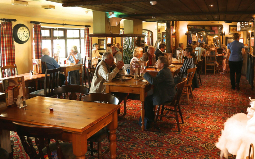 Food & Drinks 3, Waterloo Cross by Marstons Inns, Devon