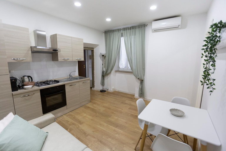 Others 5, Contrasto Apartments, Viterbo