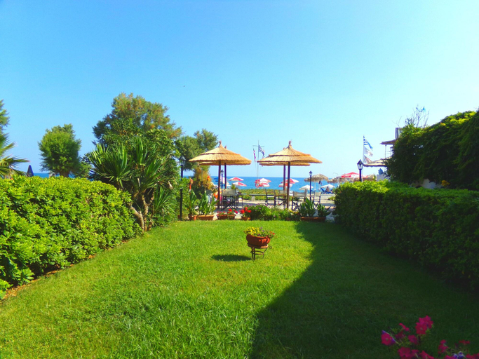 Exterior & Views 2, Katerina Seaside Studios, Crete