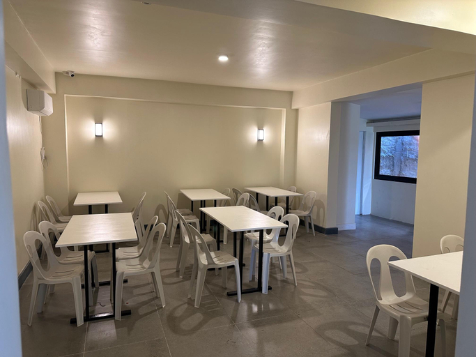 Food & Drinks 5, D'ELEMENTS HOTEL AND DORMITORY, Laoag City