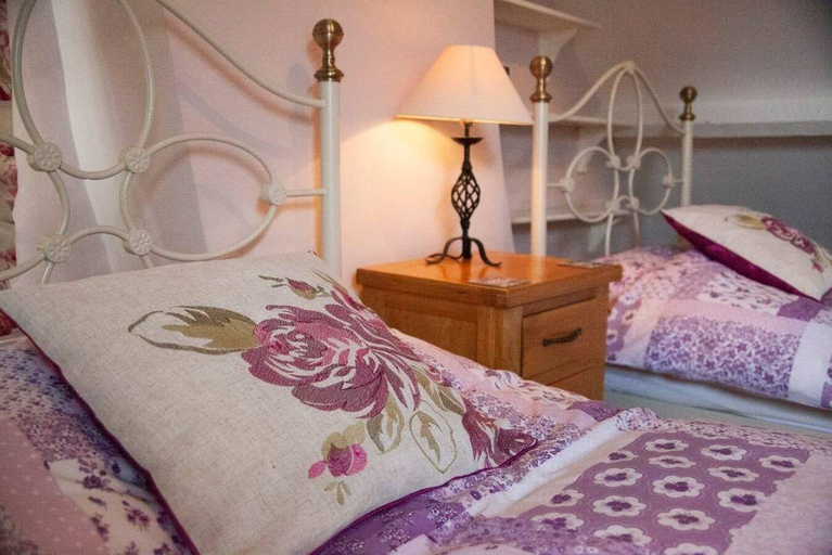 Bedroom 2, Ceilidh Cottage, North Yorkshire