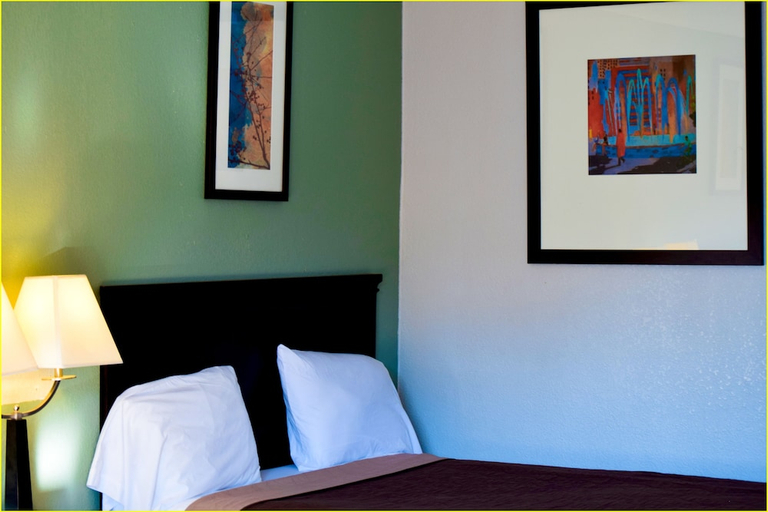 Bedroom 2, Stay Inn and Suites, Polk