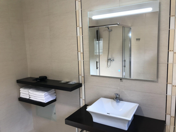 Bathroom 4, Casa Carvalhal, Góis