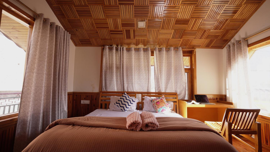 Bedroom 2, BARFI MANALI, Kullu