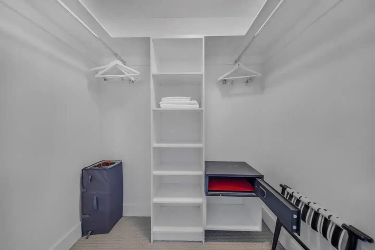 Bedroom 3, Lyfe Resort & Condo, Broward
