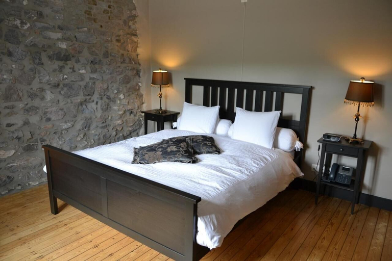 Bedroom 3, Auberge de Bouvignes, Namur