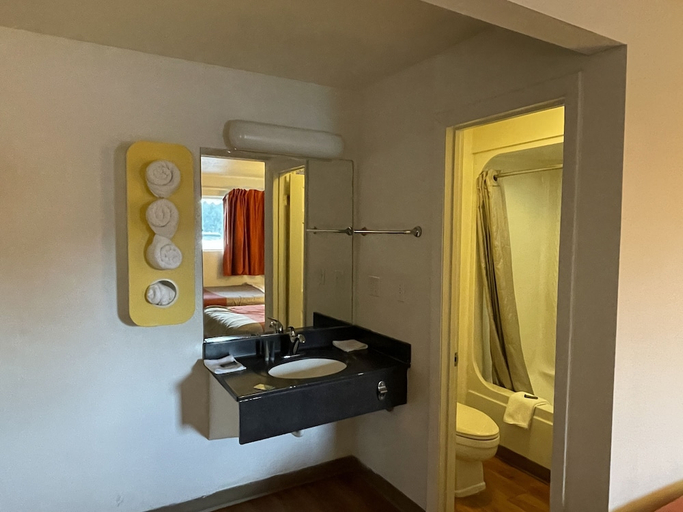 Others 4, Travelodge by Wyndham Brattleboro VT, Windham