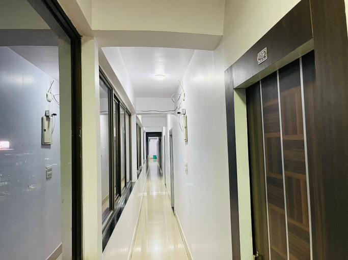 Others 5, Hotel Mani International, Patna