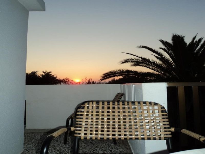 Others 5, Abella, Crete