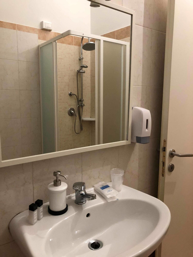 Bedroom 23