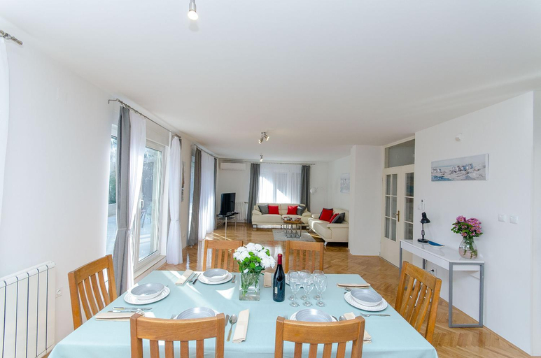 Others 5, Apartment Gilda Lux, Split