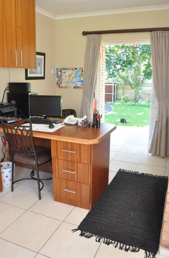 Public Area 5, Birds of paradise B&B, Uthungulu