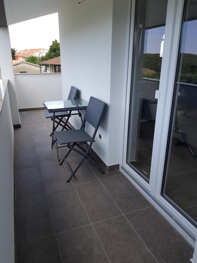 3, Apartmani Nora Stinjan, Pula