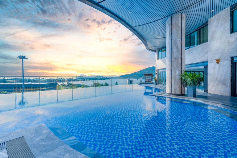 Alan Sea Hotel Danang - Tap to explore photos