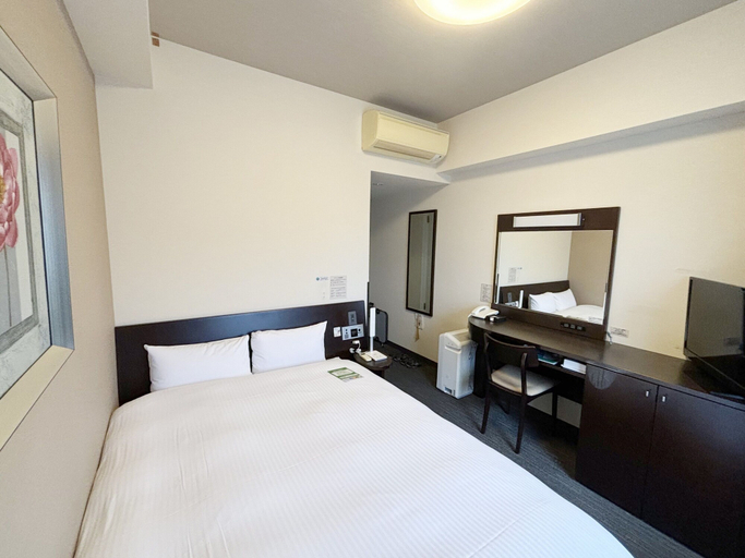 Bedroom 3, Hotel Route Inn Sakaidekita Inter, Sakaide