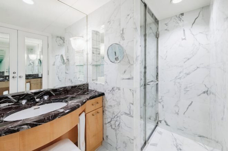 Bathroom 21